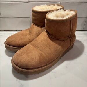 Cozy Tan Shearling Ankle Boots- classic mini